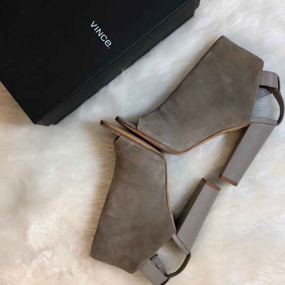 • V I N C E • ‘Addison’ Suede Boot - Picture 5 of 7